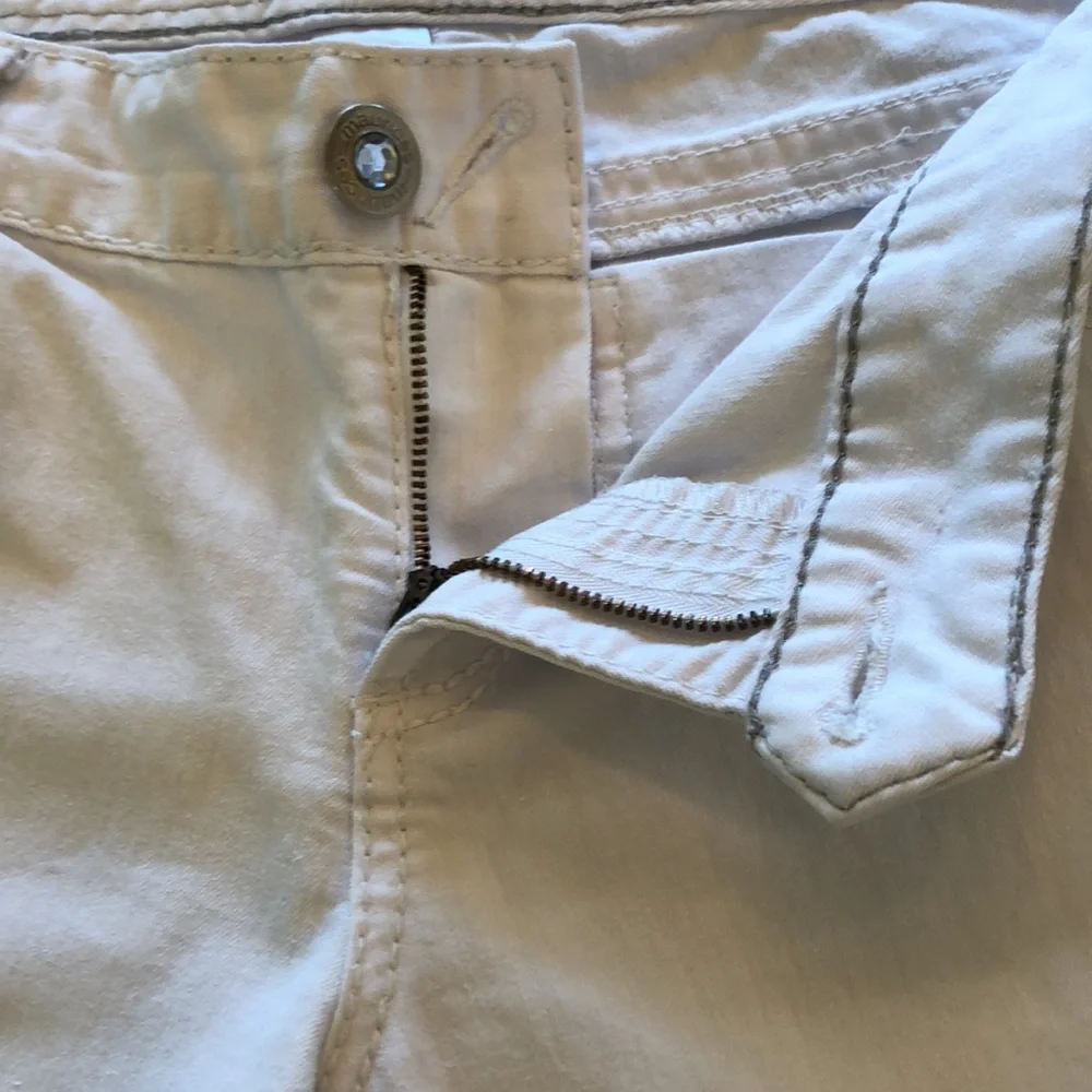 Maurice’s Capris Pants - Picture 6 of 10